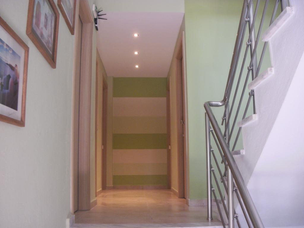Klimis Rooms & Apartments Potos Kamer foto